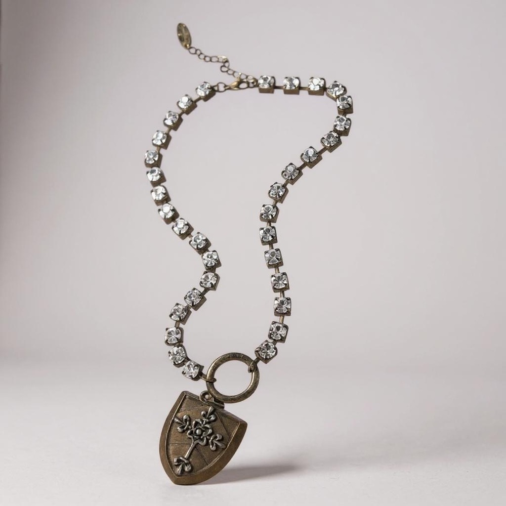 Plunder | Velma Elegant Silver and Gold Pendant Necklace - Picture 2 of 9